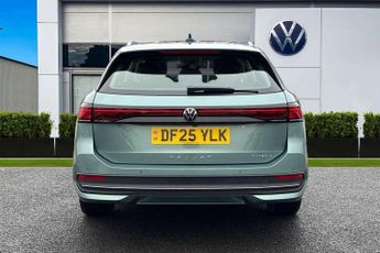 Volkswagen Passat Estate 1.5 TSI eHybrid Life 5dr DSG
