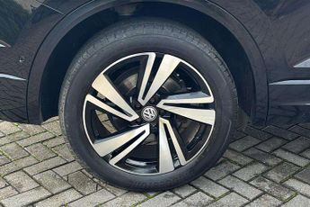 Volkswagen Touareg 3.0 V6 TDI 4Motion R-Line Tech 5dr Tip Auto