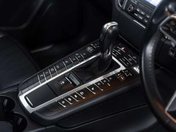 Porsche Macan GTS 5dr PDK