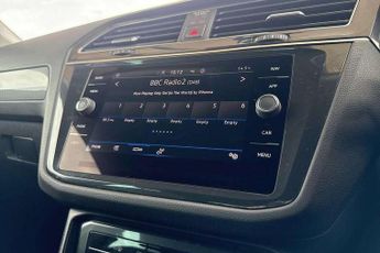 Volkswagen Tiguan 2.0 TDI Life 5dr DSG