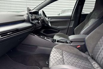 Volkswagen Golf 1.5 eTSI 150 R-Line 5dr DSG