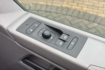 Volkswagen Transporter 2.0 TDI 150PS SE Minibus DSG