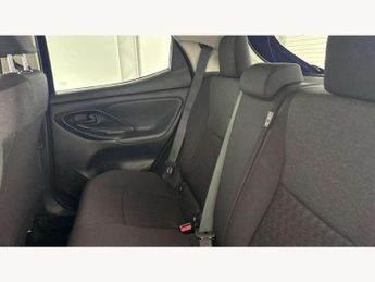 Toyota Yaris 1.5 Hybrid Design 5dr CVT