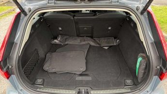 Volvo V60 2.0 B3P Plus Dark 5dr Auto [7 speed]