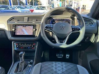 Volkswagen Tiguan 2.0 TDI R-Line 5dr DSG