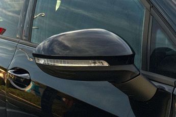 Volkswagen Golf 1.5 eTSI 150 R-Line 5dr DSG