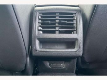 Volkswagen Golf 1.5 eTSI 150 R-Line 5dr DSG