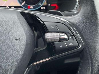 Skoda Octavia Estate 1.4 TSI iV SE Technology DSG 5dr