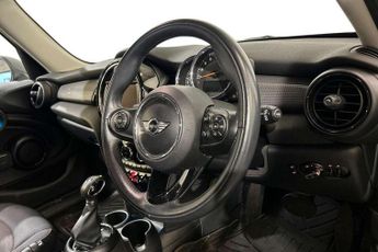 MINI Hatchback 5dr 1.5 Cooper 5dr Auto