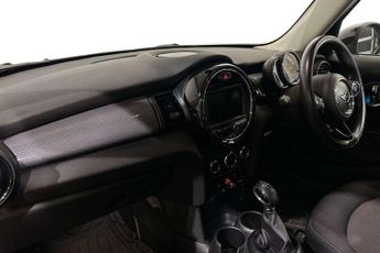 MINI Hatchback 5dr 1.5 Cooper 5dr Auto