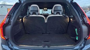 Volvo XC90 2.0 B5P Ultra Dark 5dr AWD Geartronic