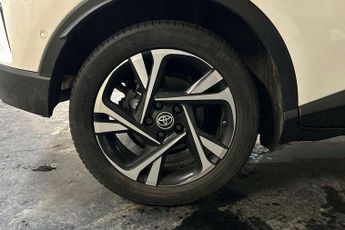 Toyota C-HR 1.8 Hybrid Design 5dr CVT