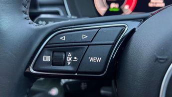 Audi A4 Avant 30 TDI Technik 5dr S Tronic