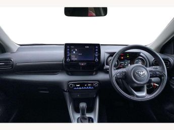Toyota Yaris 1.5 Hybrid Design 5dr CVT