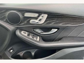 Mercedes-Benz GLC GLC 250d 4Matic AMG Line Premium 5dr 9G-Tronic