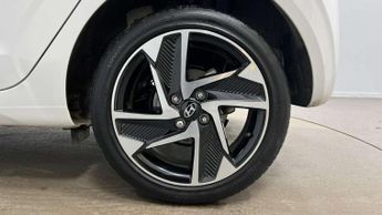 Hyundai i10 1.2 [79] Premium 5dr Auto [Nav]