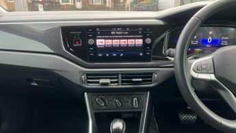 Volkswagen Polo 1.0 TSI Life 5dr DSG
