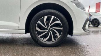 Volkswagen Polo 1.0 TSI Life 5dr DSG