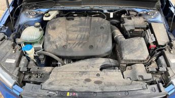 Volvo XC40 1.5 T3 [163] R DESIGN 5dr Geartronic