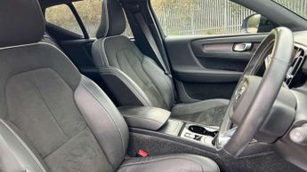 Volvo XC40 1.5 T3 [163] R DESIGN 5dr Geartronic