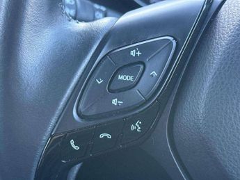 Toyota C-HR 1.8 Hybrid Dynamic 5dr CVT