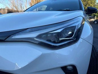 Toyota C-HR 1.8 Hybrid Dynamic 5dr CVT