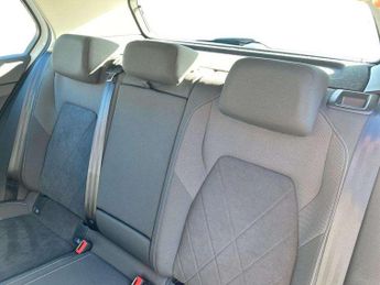 Volkswagen Golf 1.4 TSI eHybrid Style 5dr DSG