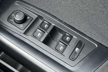 Volkswagen T-Roc 1.5 TSI Life 5dr DSG