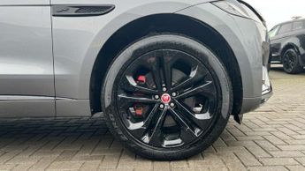 Jaguar F-Pace 3.0 D300 R-Dynamic HSE 5dr Auto AWD