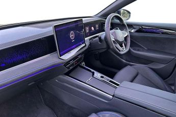 Volkswagen Passat Estate 1.5 TSI eHybrid Black Edition 5dr DSG
