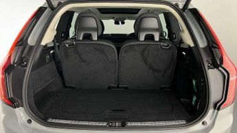 Volvo XC90 2.0 B5P Plus Dark 5dr AWD Geartronic