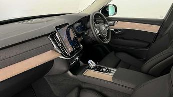 Volvo XC90 2.0 B5P Plus Dark 5dr AWD Geartronic