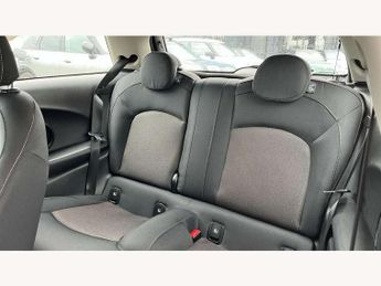 MINI Hatchback 1.5 Cooper Classic 3dr Auto