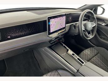 Volkswagen Passat Estate 1.5 TSI eHybrid R-Line 5dr DSG