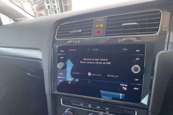 Volkswagen Golf 2.0 TDI Match 5dr DSG