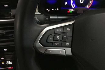 Volkswagen T-Roc 1.5 TSI Life 5dr DSG