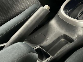 Honda Jazz 1.3 i-VTEC SE Navi 5dr CVT