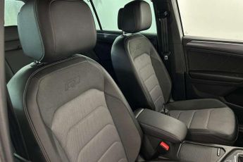 Volkswagen Tiguan 2.0 TSi 190 4Motion R-Line Tech 5dr DSG
