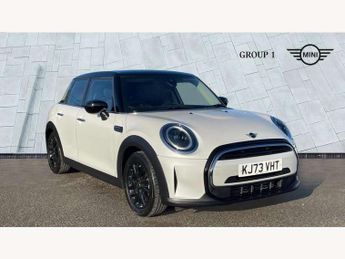 MINI Hatch 1.5 Cooper Classic 5dr Auto [Comfort/Nav Pack]