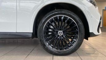Mercedes-Benz GLC GLC 300e 4Matic Urban Edition 5dr 9G-Tronic