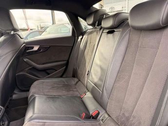 Audi A4 35 TDI Black Edition 4dr S Tronic