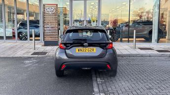 Toyota Yaris 1.5 Hybrid Icon 5dr CVT
