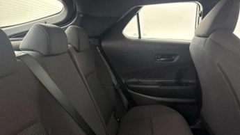 Toyota C-HR 1.8 Hybrid Icon 5dr CVT