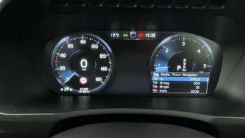 Volvo XC90 2.0 B5D [235] R DESIGN 5dr AWD Geartronic