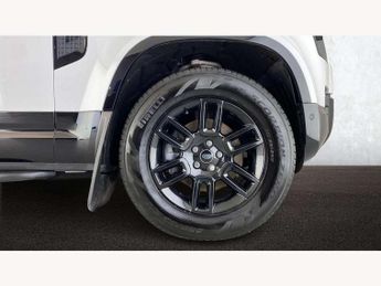 Land Rover Defender 3.0 D250 X-Dynamic S 90 3dr Auto