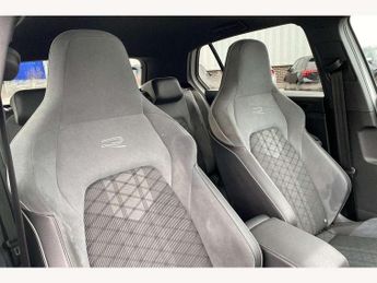 Volkswagen Golf 2.0 TDI 150 R-Line 5dr DSG