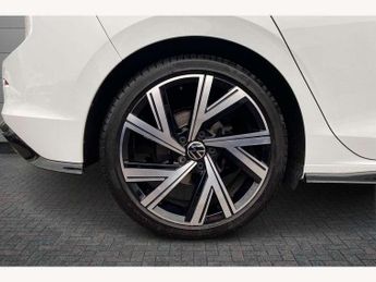 Volkswagen Golf 2.0 TDI 150 R-Line 5dr DSG