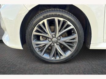 Toyota Yaris 1.5 Hybrid Excel 5dr CVT