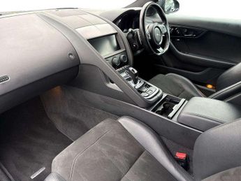 Jaguar F-Type 2.0 R-Dynamic 2dr Auto