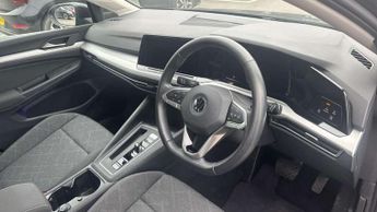 Volkswagen Golf 1.5 eTSI Life 5dr DSG